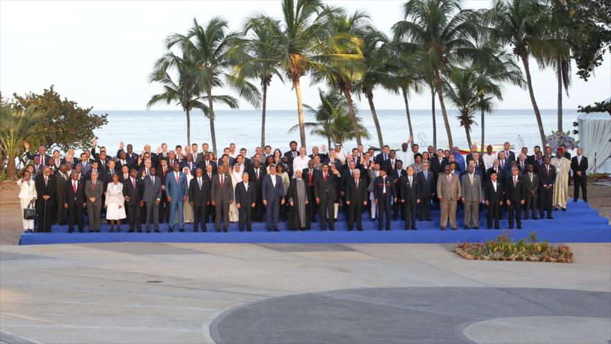 Retrato familiar de los miembros del Movimiento No Alineado (MNA) en la isla Margarita, en Venezuela, 17 de septiembre de 2016.