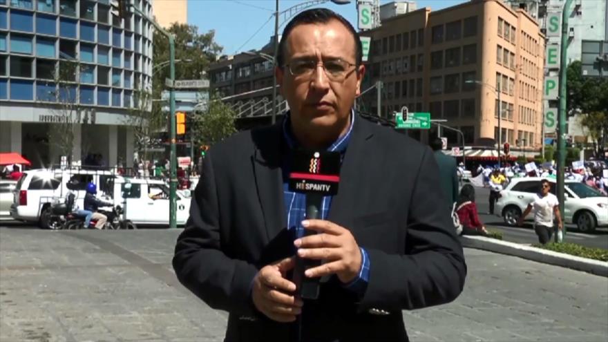 Trump insiste en construir muro ante condena internacional