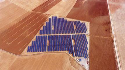 Vídeo: Vean la mayor planta de energía solar de Irán