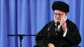Líder iraní alaba marchas del pueblo en aniversario de Revolución