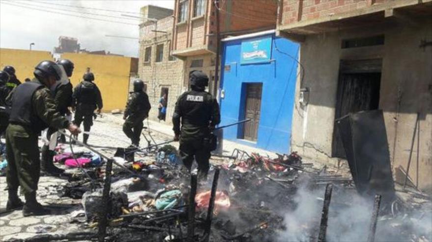 Bolivia despliega policías en Achacachi para parar la violencia