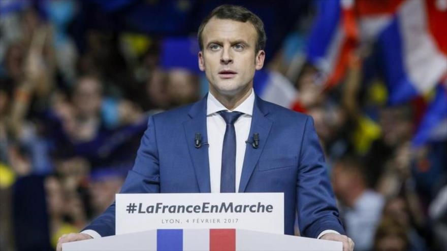 El candidato a la Presidencia de Francia Emmanuel Macron asiste a un acto de campaña en la ciudad de Lyon, 4 de febrero de 2017.