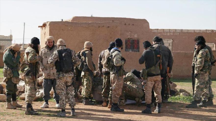 Terroristas de Daesh en la provincia siria de Al-Hasaka, 24 de febrero de 2015.