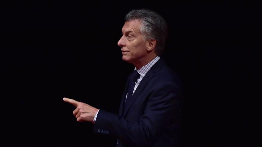 El presidente de Argentina, Mauricio Macri, durante una ceremonia de premiación en el Teatro Real de Madrid, 24 de febrero de 2017.