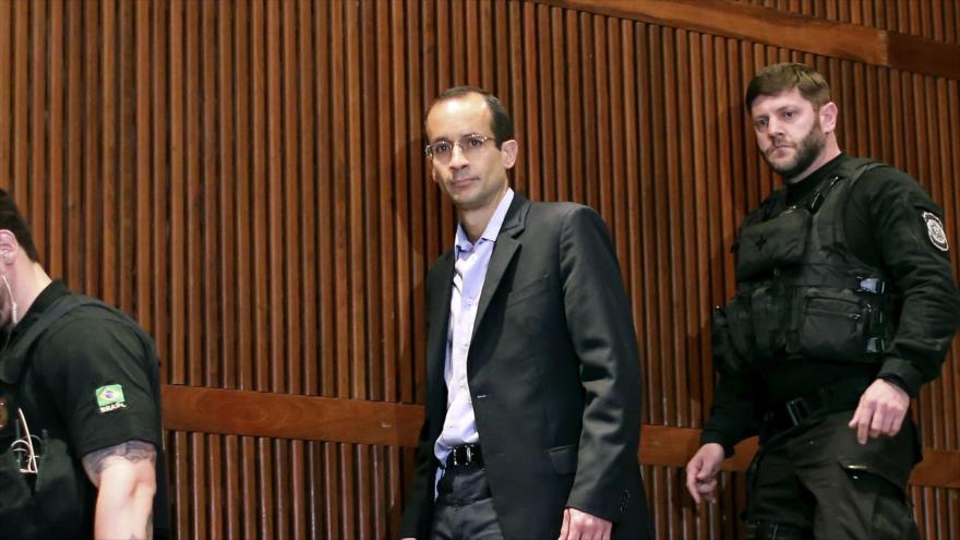 El expresidente de Odebrecht, Marcelo Odebrecht, llega a la audiencia de la comisión parlamentaria de la investigación de Petrobras en la Corte Federal de Justicia, en Curitiba, 1 de septiembre de 2015.