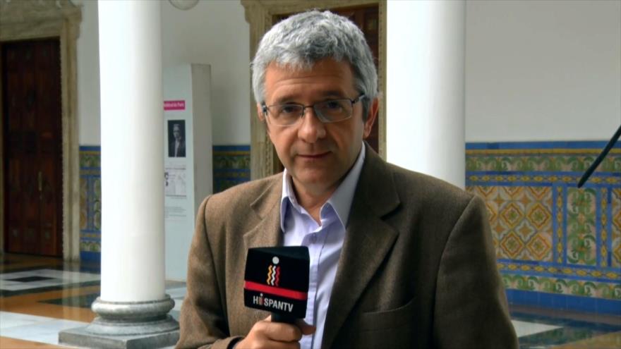 Intelectuales de AL abordan comunicación de masas en el mundo