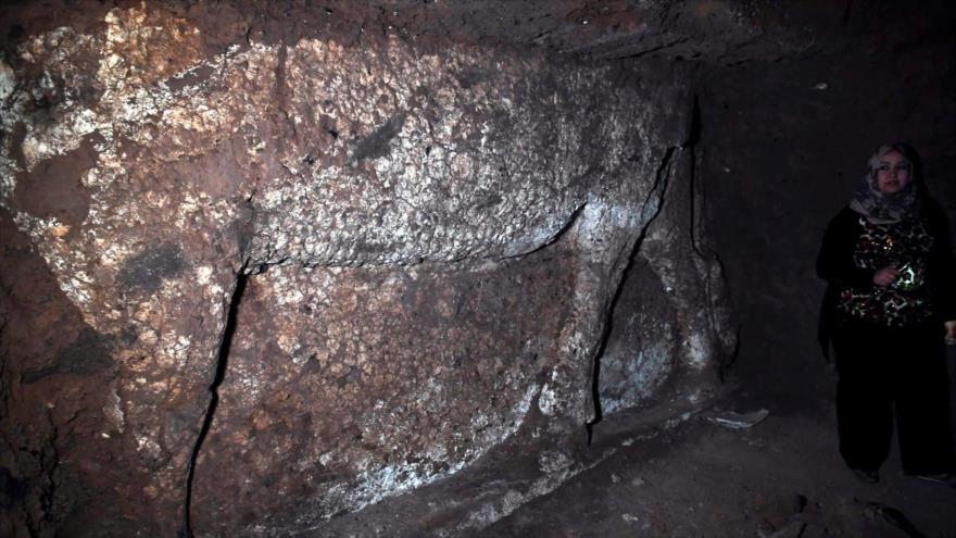 Aparece un tesoro arqueológico en los túneles excavados por el grupo terrorista EIIL (Daesh, en árabe) en Mosul.
