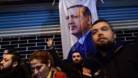 Turquía cierra misiones diplomáticas holandesas 