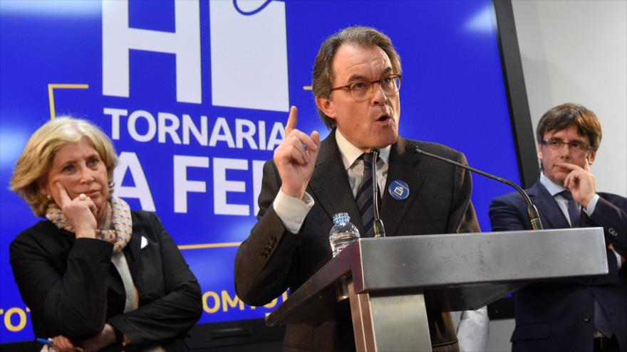  Artur Mas denuncia que en España persiguen a la gente por ideas