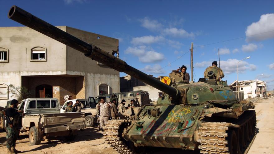 Miembros del Ejército Nacional de Libia en Qanfudah, en las afueras de Bengasi, 14 de enero de 2017.