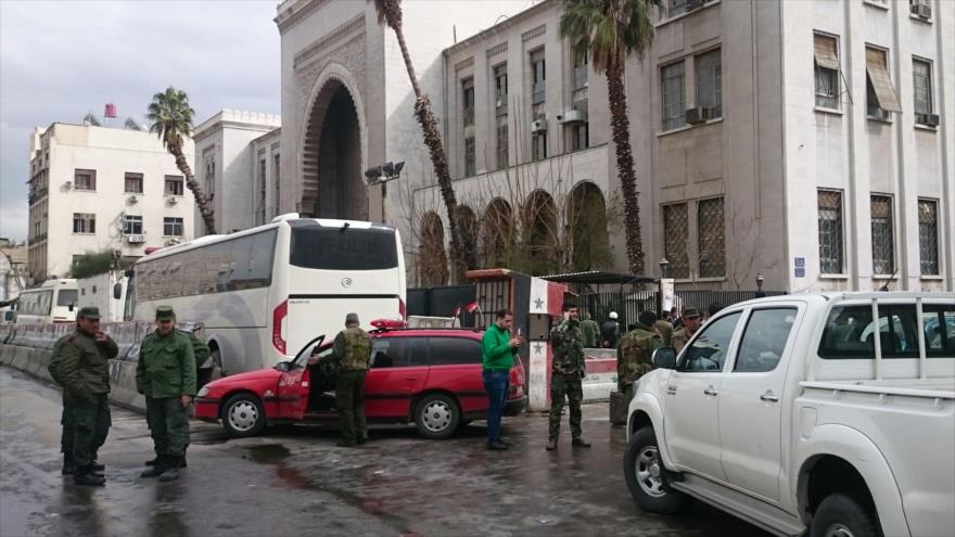 Atentado contra un tribunal deja 31 víctimas mortales en Damasco