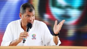 Correa alerta de “bomba” de oposición para invalidar su Gobierno