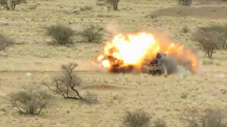 Vídeo: Fuerzas yemeníes atacan coche militar saudí en Najran