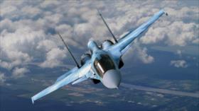 Vídeo: Cazas Su-35 rusos realizan ejercicios con misiles guiados
