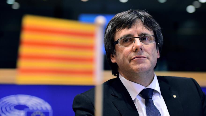 El presidente de la Generalitat, Carles Puigdemont, en la conferencia bautizada ‘El Referéndum catalán’ en el Parlamento Europeo (PE), 24 de enero de 2017.