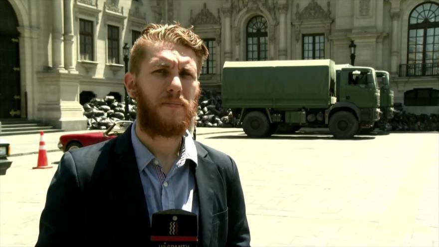 Fuerzas Armadas ayudan a los damnificados por lluvias en Perú