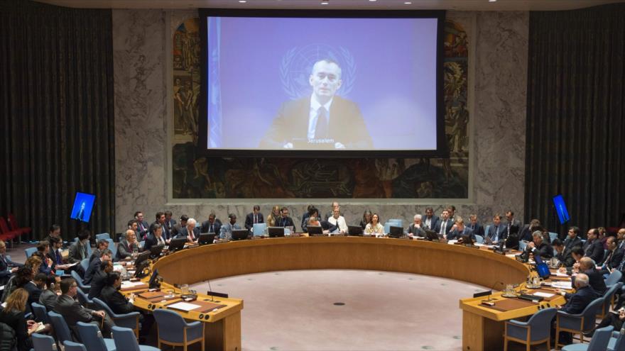 El enviado especial de la ONU para el proceso de paz en Oriente Medio, Nickolay Mladenov, habla en una sesión del Consejo de Seguridad, 17 de enero de 2017.