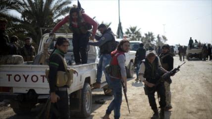 Oposición siria llama a seguir con ‘armas y sangre’ y no dialogar