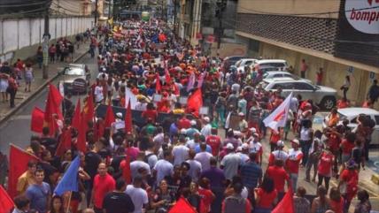 Sindicatos en Brasil llaman a protestar contra reformas de Temer