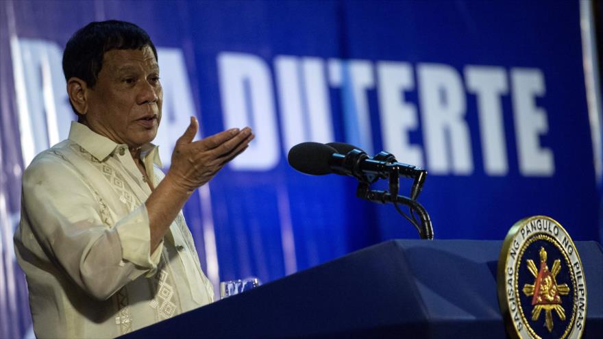 El presidente de Filipinas, Rodrigo Duterte, durante un discurso en el palacio presidencial en Manila, capital filipina, 31 de marzo de 2017.
