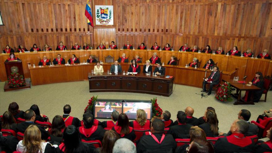 Los magistrados del Tribunal Supremo de Justicia (TSJ) de Venezuela se reúnen en Caracas, la capital venezolana.