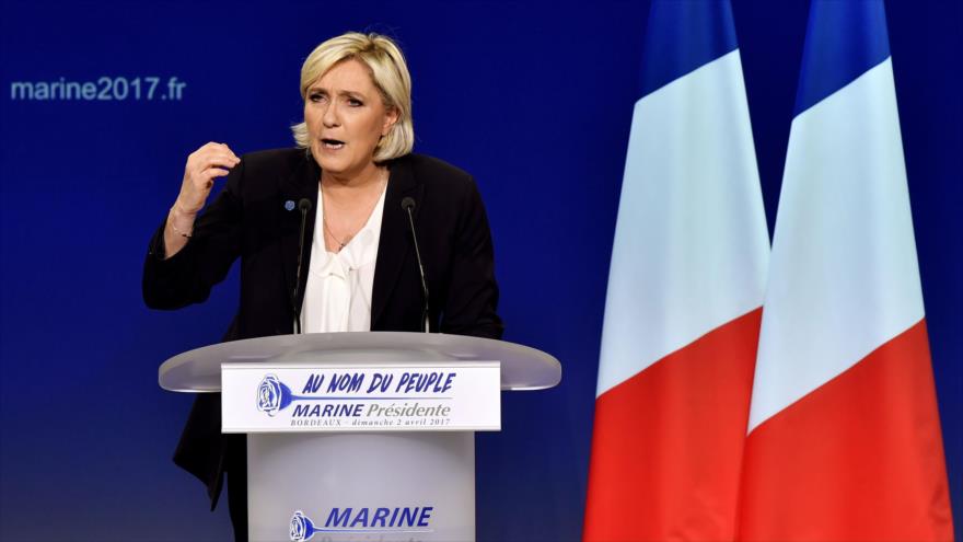 Le Pen tacha el euro de “un cuchillo en costillas” de franceses