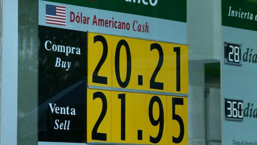 Existen riesgos de nuevas devaluaciones en México