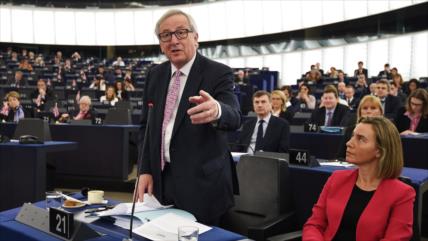 UE pide a Turquía “amplio consenso” tras la victoria del ‘Sí’