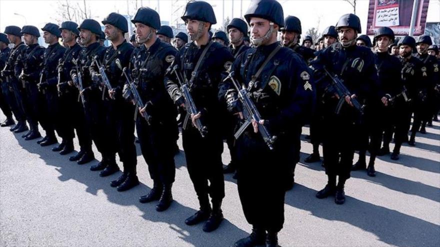 Fuerzas especiales de la Policía iraní en un desfile militar.