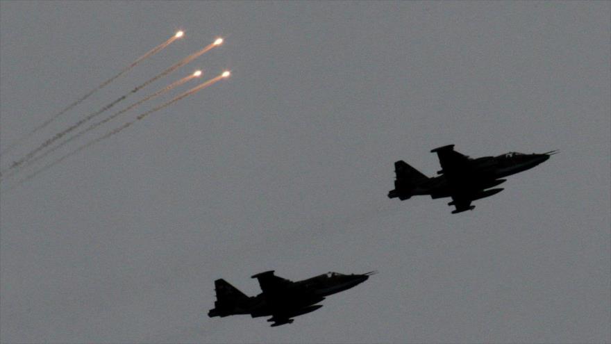 Bombarderos rusos destruyen objetivos terroristas en Hama y Alepo