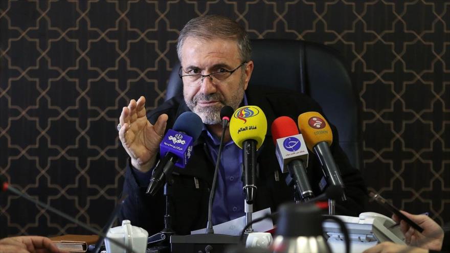 El viceministro iraní del Interior para Asuntos de Seguridad, Husein Zolfaqari, habla en una rueda de prensa en Teherán, capital iraní, 19 de abril de 2017.