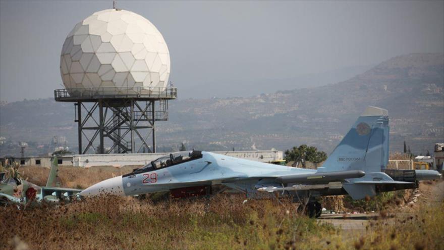 Aviones militares rusos desplegados en la base aérea Hmeymim, Latakia (Siria).