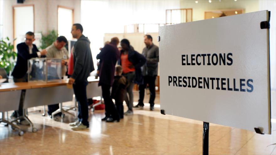 Se inicia primera vuelta de elecciones presidenciales en Francia
