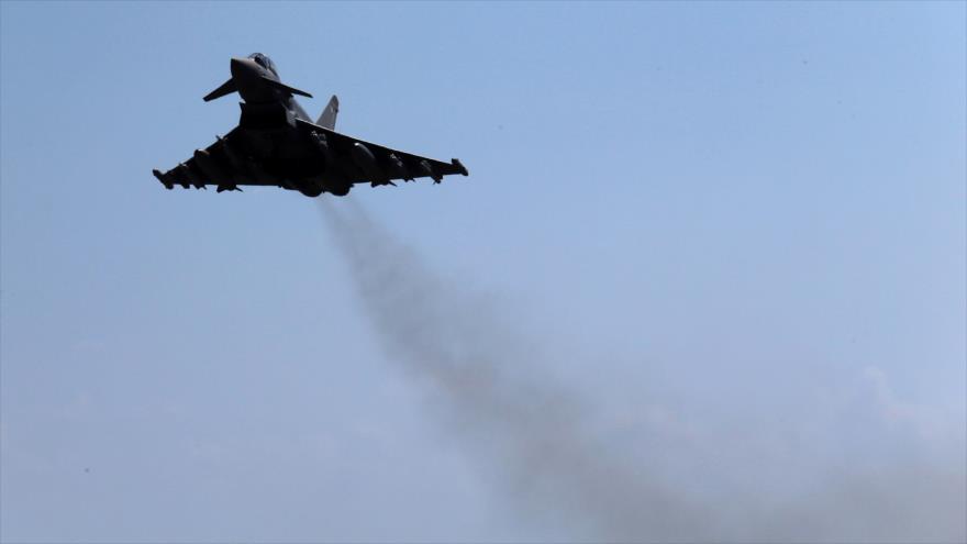 Un caza británico tipo Tornado despega de la base aérea de Akrotiri, en Chipre, para unirse a una operación de la llamada coalición anti-Daesh, 22 de septiembre de 2016.