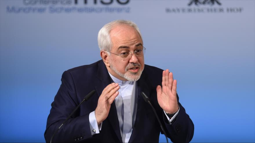 El canciller iraní, Mohamad Yavad Zarif, ofrece un discurso en Múnich, Alemania, 19 de febrero de 2017.