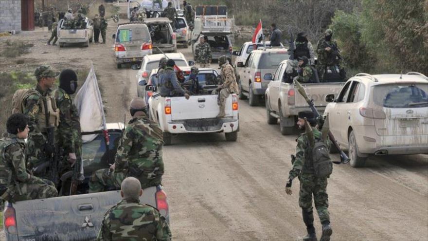 Vídeo: Ejército sirio aplasta a terroristas de Daesh en Deir al-Zur