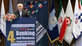 Zarif tacha de ‘bandidaje’ bloqueo de activos iraníes por EEUU