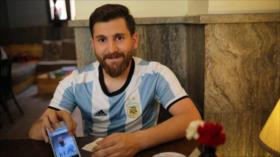 Lionel Messi invita a su doble iraní a Barcelona