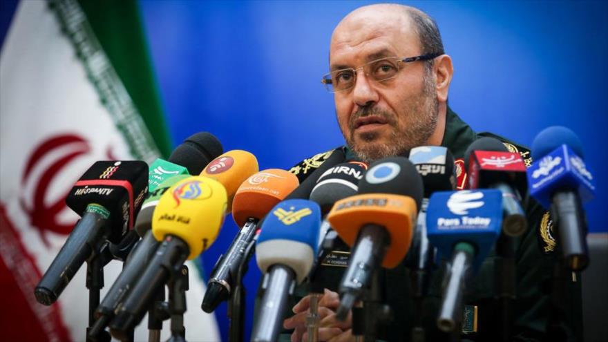 El ministro iraní de Defensa, el general de brigada Husein Dehqan, en una rueda de prensa.