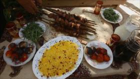 Irán - 1. La gastronomía en la ciudad de Nayaf Abad 2. La ciudad de Mashad