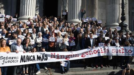 Masiva marcha en Argentina contra la impunidad a los represores
