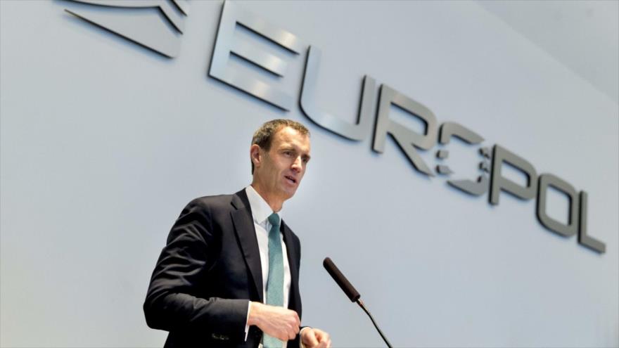 El director de la Oficina Europea de Policía (Europol), Rob Wainwright, ofrece un discurso en La Haya.