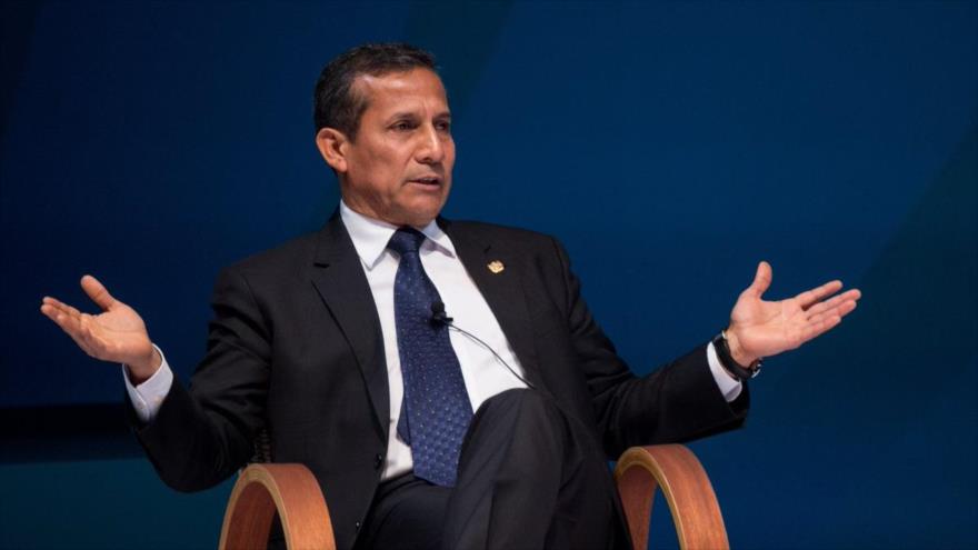 El entonces presidente de Perú Ollanta Humala habla durante un encuentro celebrado en Chile, 30 de junio de 2016.