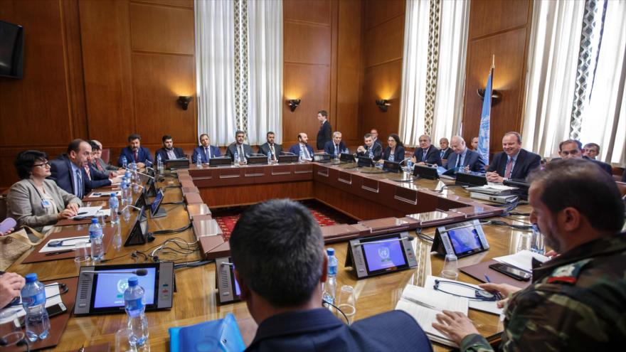 La VI ronda de negociaciones entre el Gobierno de Siria y la oposición para poner fin a la crisis en Siria se celebra en la ciudad suiza de Ginebra, 16 de mayo de 2017.