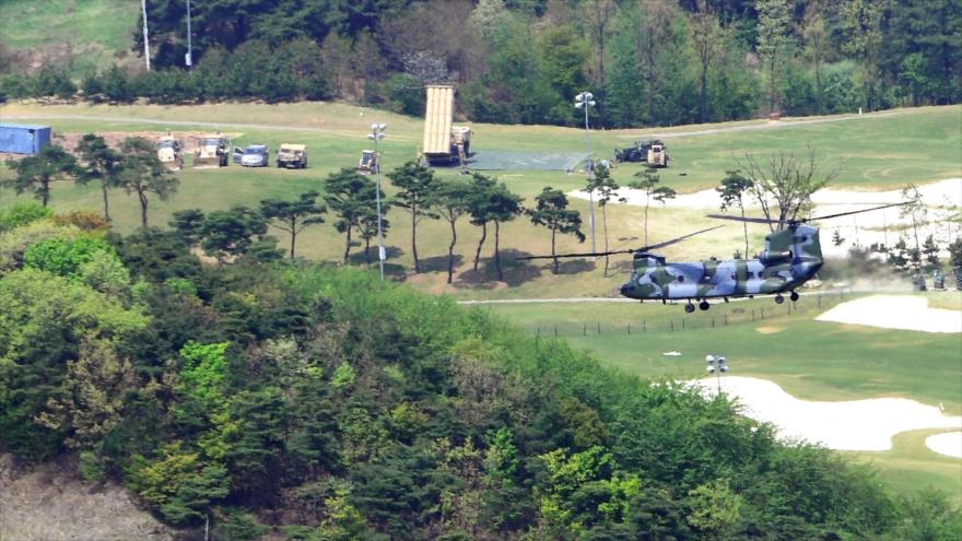 El sistema antimisiles estadounidense Defensa Terminal de Área a Gran Altitud (THAAD, por sus siglas en inglés) en Corea del Sur, 26 de abril de 2017.
