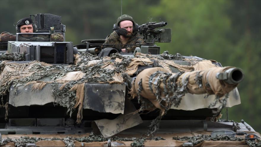 Tanques germanos en las pruebas Strong Europe Tank Challenge de la OTAN, en el sur de Alemania,12 de mayo de 2017.