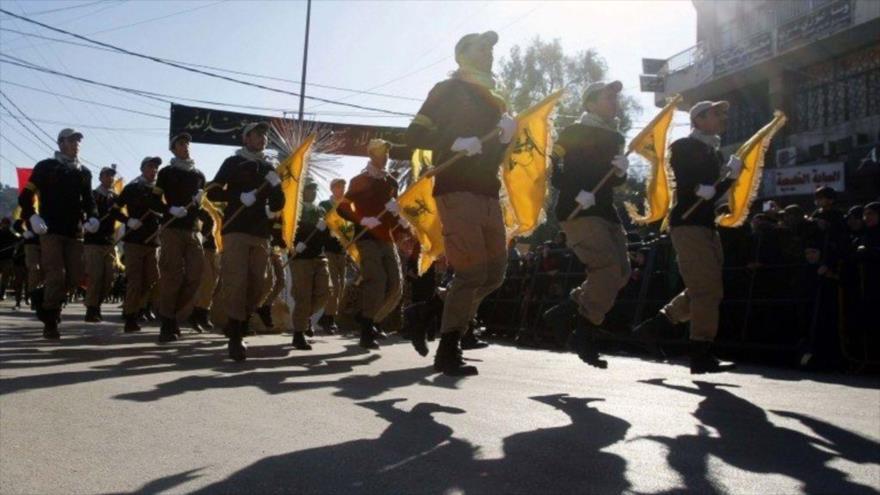 Combatientes de Hezbolá durante un desfile en el sur de El Líbano, 16 de octubre de 2016.