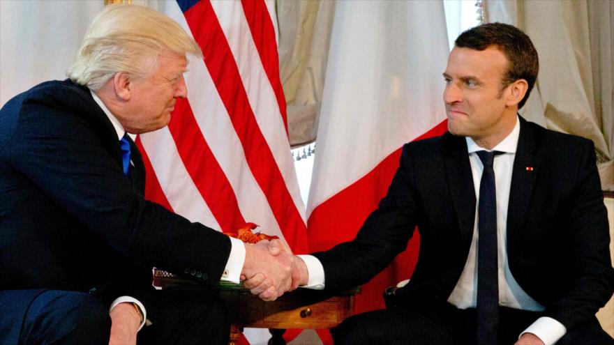 Vídeo: Macron gana duelo de apretón de manos a Trump