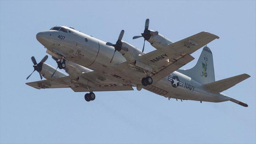 Un avión de vigilancia Lockheed P-3 Orion de la Marina estadounidense.
