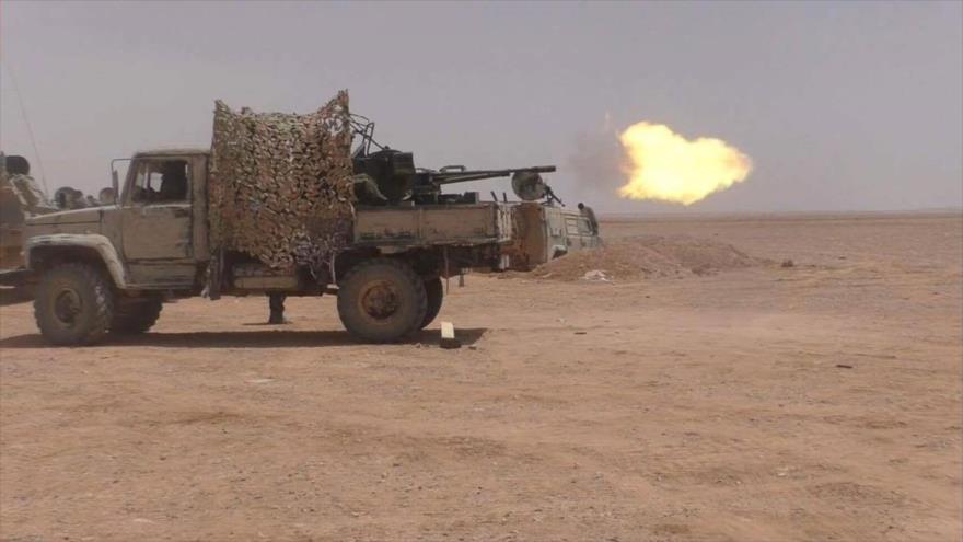 El camión ruso GAZ Sadko con un arma antiaérea ZSU-23-2 en Siria.